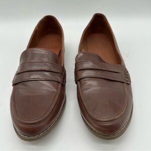 Universal Thread Classic Brown Loafers 10